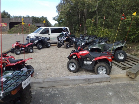 Leihfahrzeuge ATVs